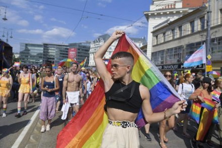 17 maggio, nel mondo si celebra la Giornata Internazionale contro l'omotransfobia